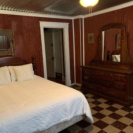 Hotel Whiting Pawhuska Room photo